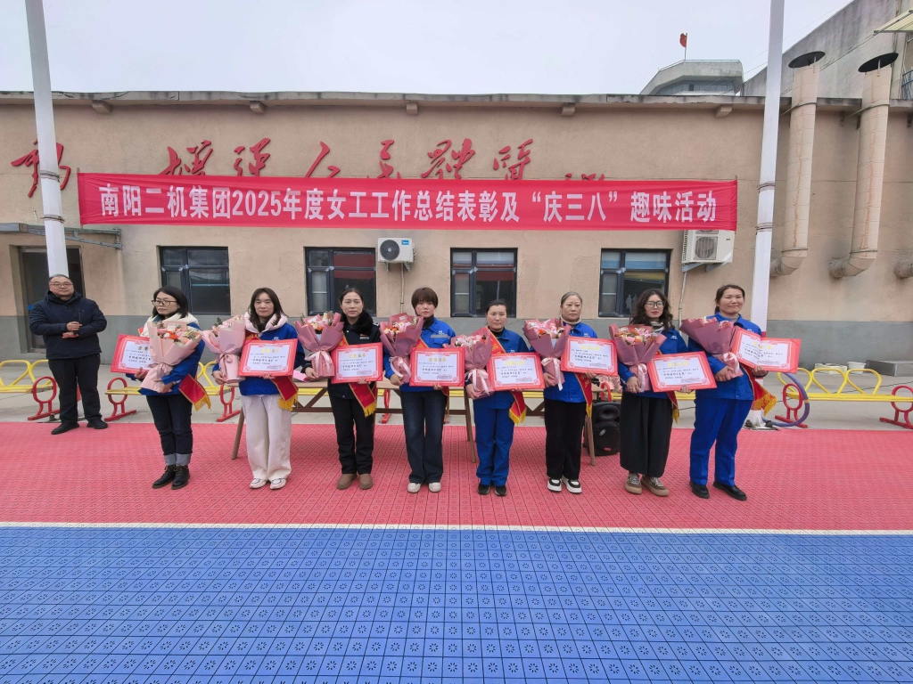 �ܽ�ʮ���壬�������������Լ�������ɭ��������-׷�󽡿�,����һ��ɳ����ž���Ů�������ܽ������ߡ������ˡ���������˶�